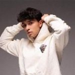 Женя лизогуб