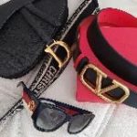 Сумки,ремені,окуляри ,аксесуари за приємними цінами.Су