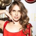 Оля красиво быть женщиной