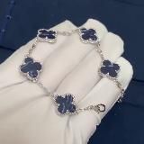 𝐊𝐚𝐢𝐫𝐨𝐬 𝐉𝐞𝐰𝐞𝐥