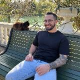 Психотерапевт Анар Нуриев