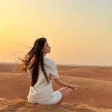 З душею, Міла