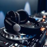 𝕄𝕌𝕊𝕀ℂ ℙ𝕃𝔸𝕐