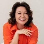 Эльмира Довлатова