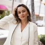 Анастасия Лукиных