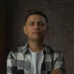 Достигай с ИИ и Артуром