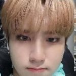 Поклонение Хан Джисону