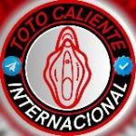 TOTO ᑕᗩᒪIEᑎTE