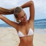 Голые на пляже – nude on beach