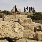 Археологи у пирамид: Древний Египет и Судан